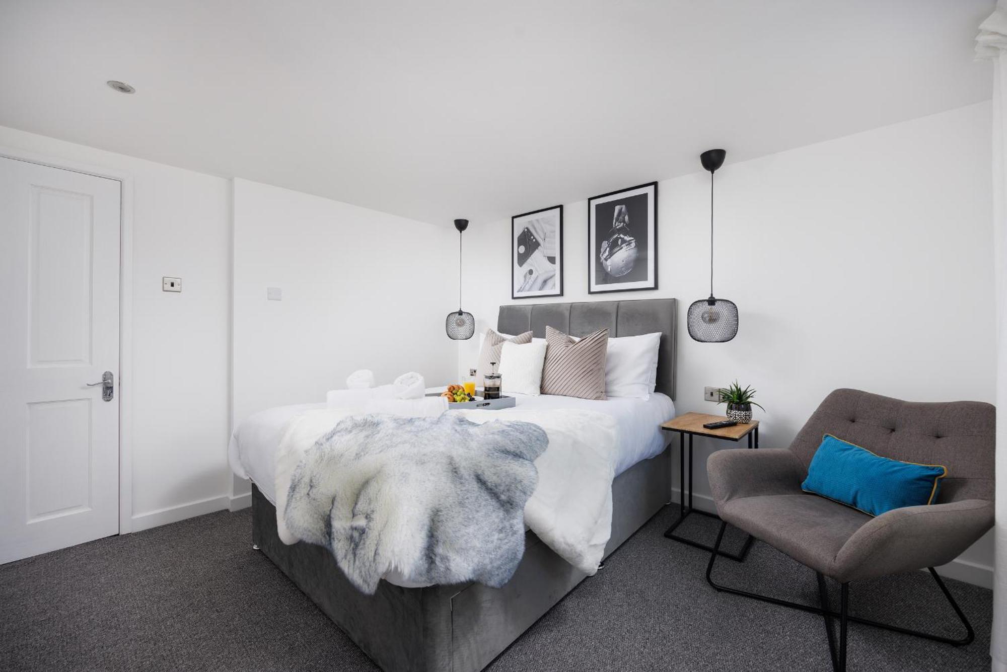 Boujis Central Plymouth Apartment - Sleeps 4 - Habita Property Zewnętrze zdjęcie